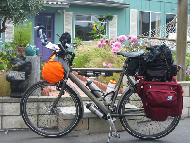 After a short test ride, Jay decides to drop some gear and his front panniers. That looks light.
