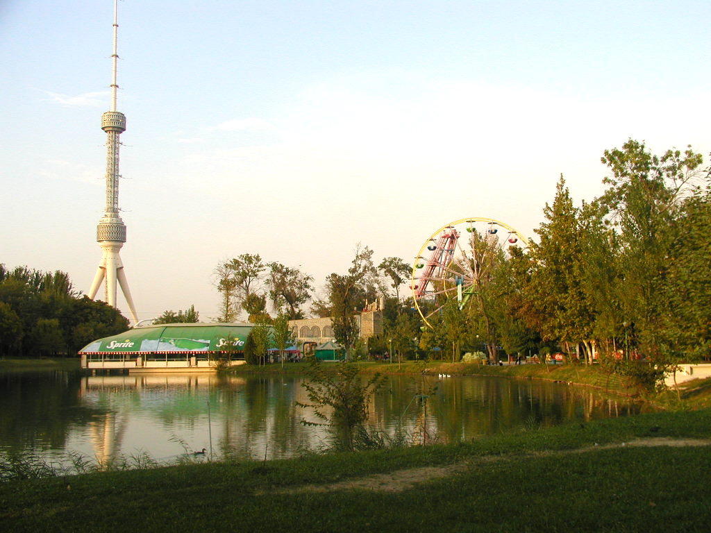 Park, Tashkent Uzbekistan.JPG