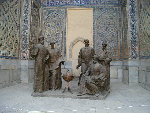Sher Dor, Registan 2, Samarkand Uzbekistan.JPG