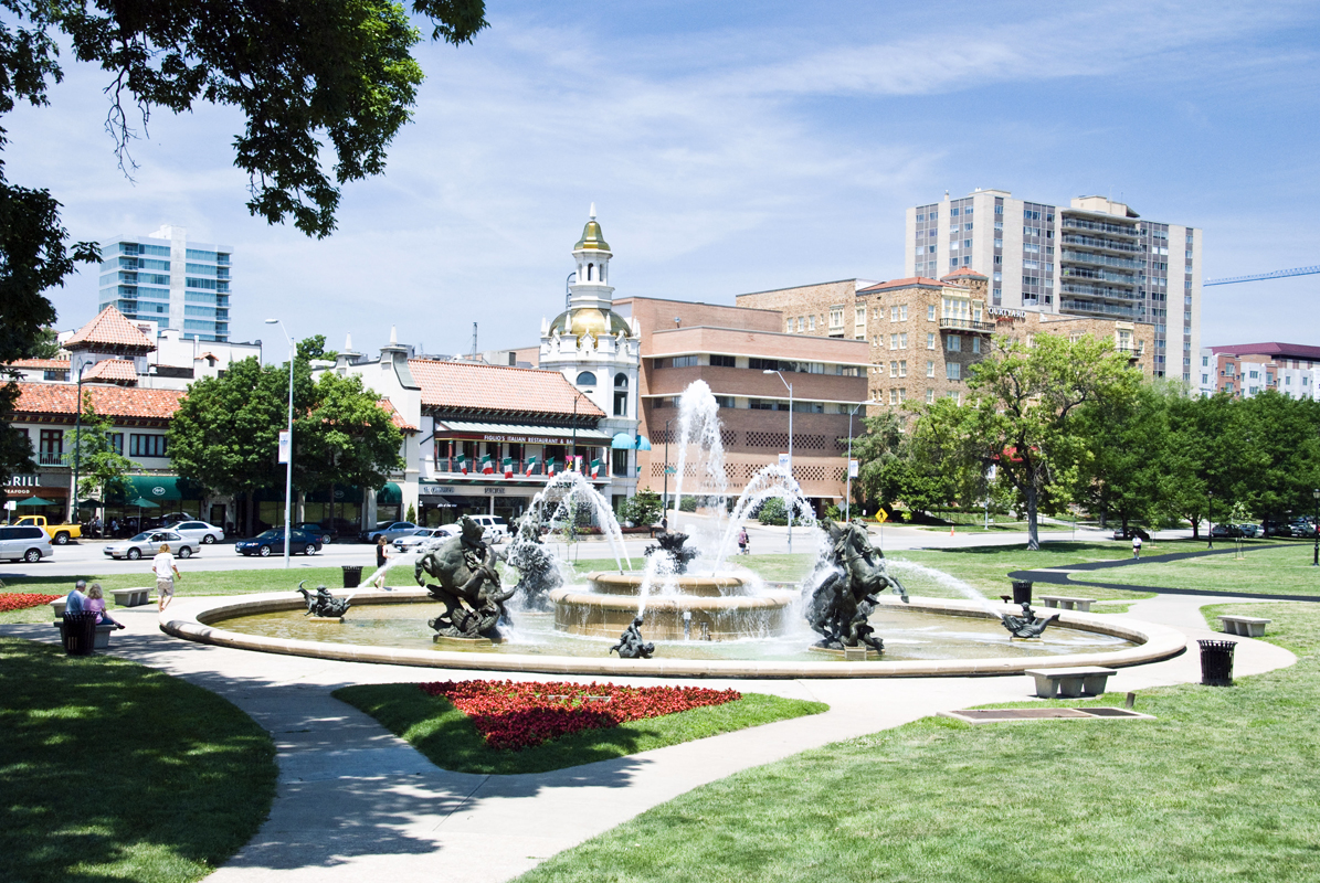 Kansas City JC Nichols Memorial Fountain - DSC_5325S