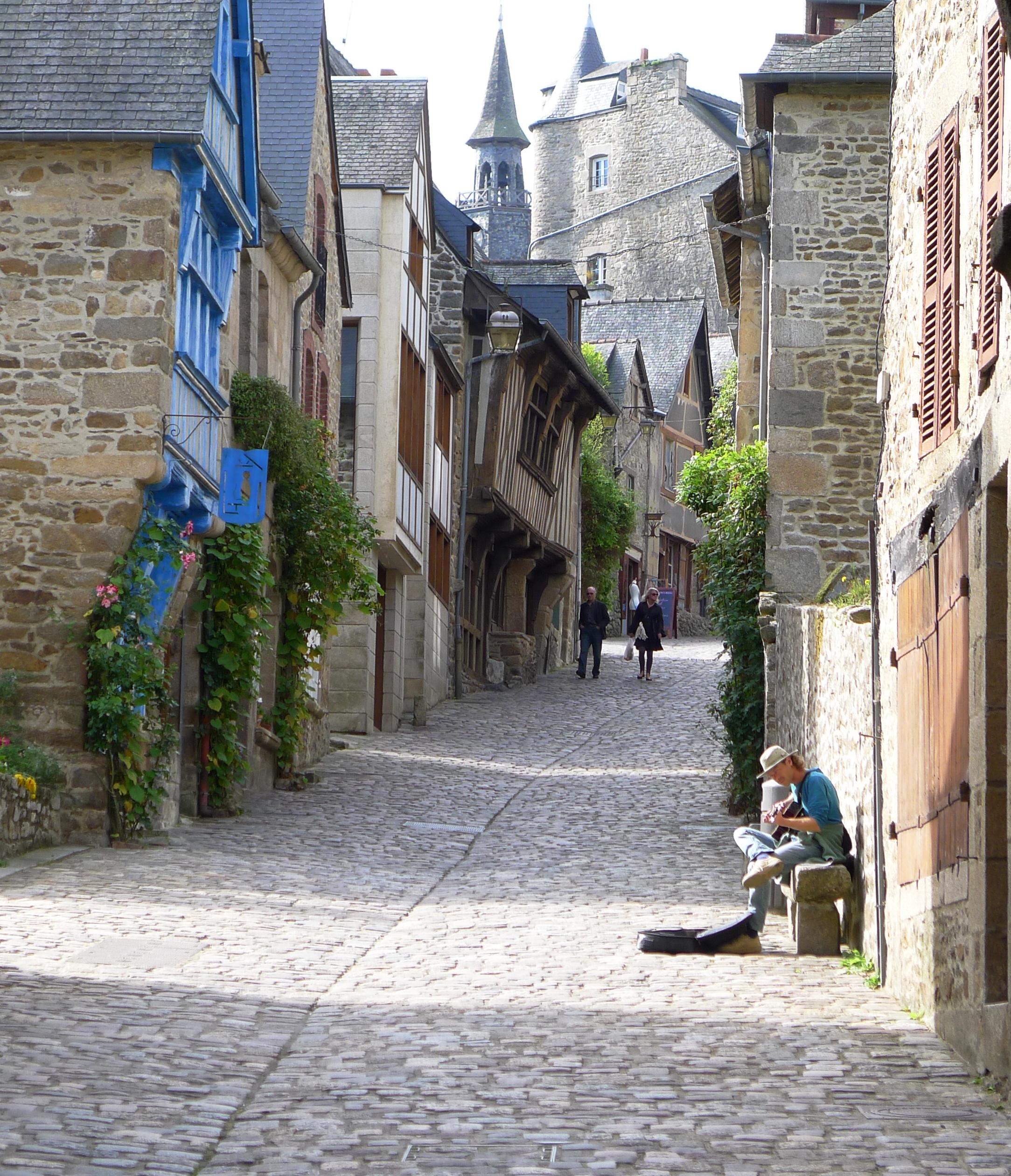 Dinan