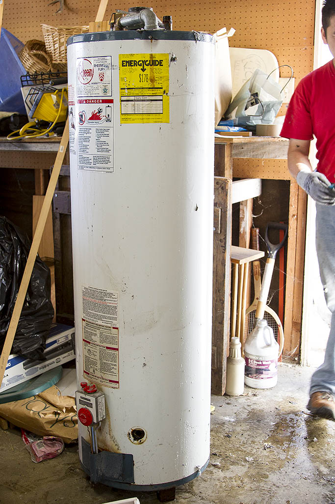 10/17/2012  My old Rheem rusted out water heater