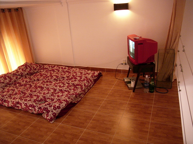 Bed room