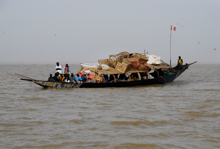 Public Transport: Niger River Style