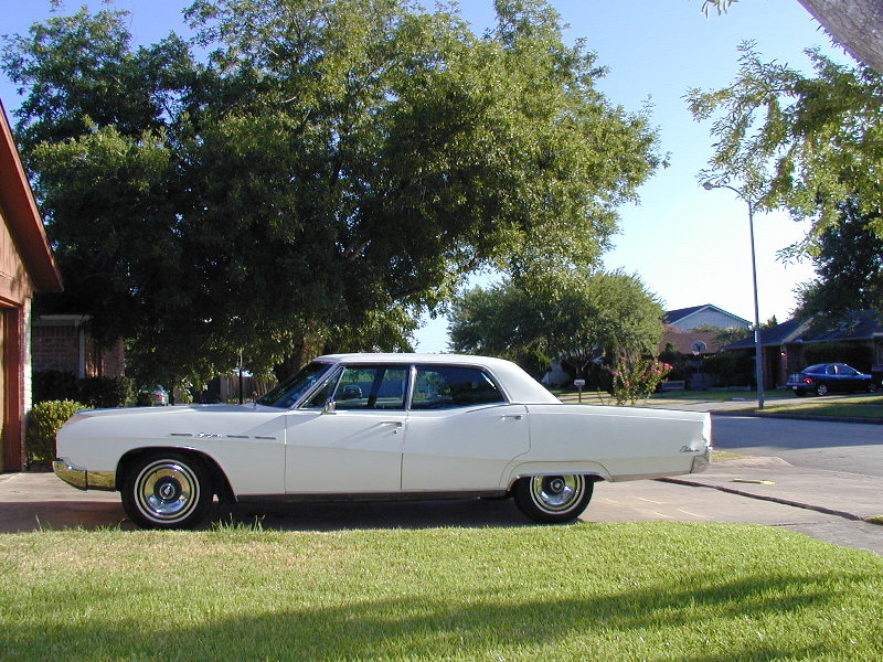 Car #8-01.JPG