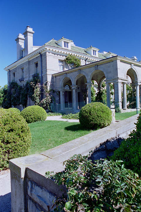 1995 -  04