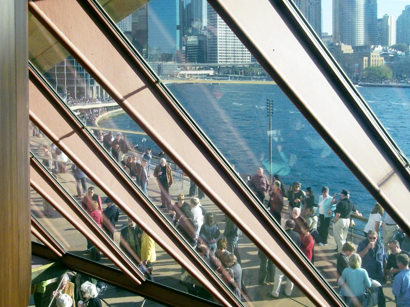 Interval, with tourists