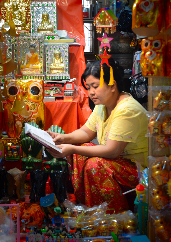 Shwedagon pagoda.Yangon