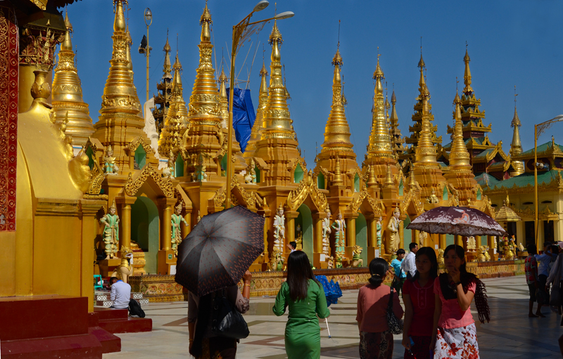 Shwedagon pagoda.Yangon