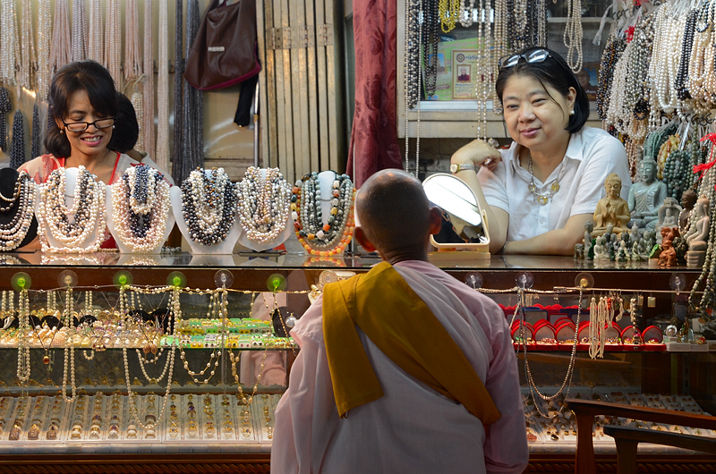 Bogyoke Aung San market.Yangon