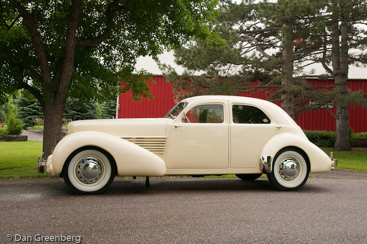 1936 Cord 810 Westchester Sedan