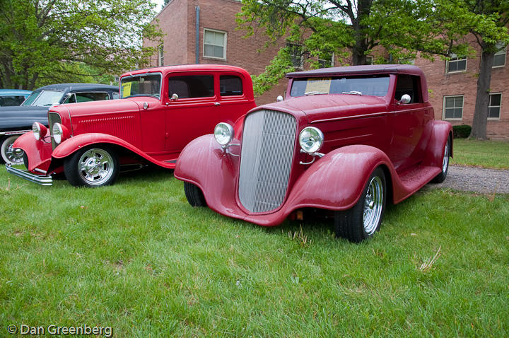 1932 Ford, 1935 Chevy