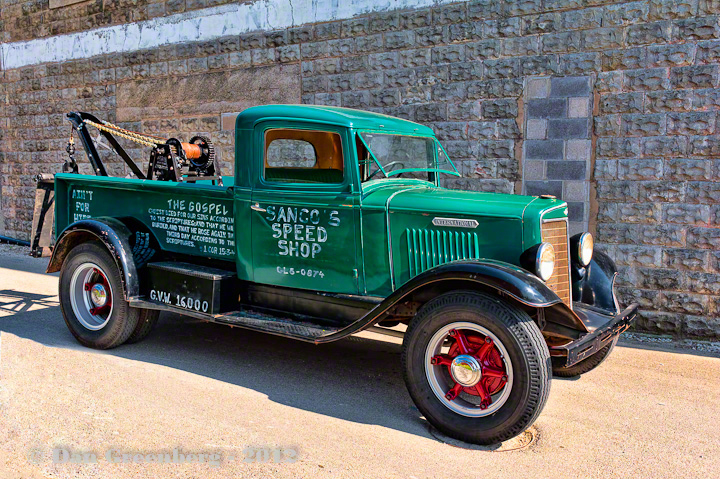 1935 International Tow Truck