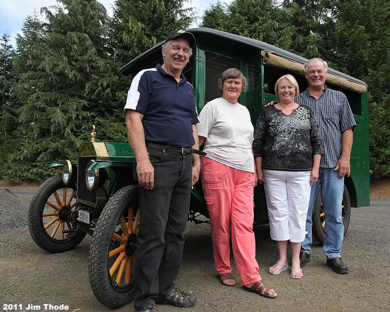 Peter and Sally Kable and Jan and Floyd Voie