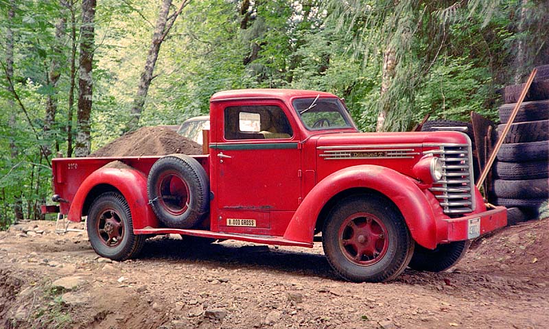 1949 Diamond T Pickup hauling fill dirt