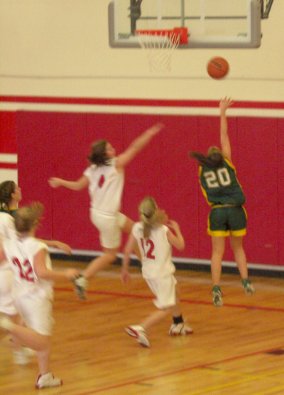 Kellsey Lays It In