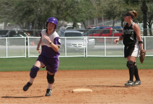 Katelyn scores from 1st on Heathers hit