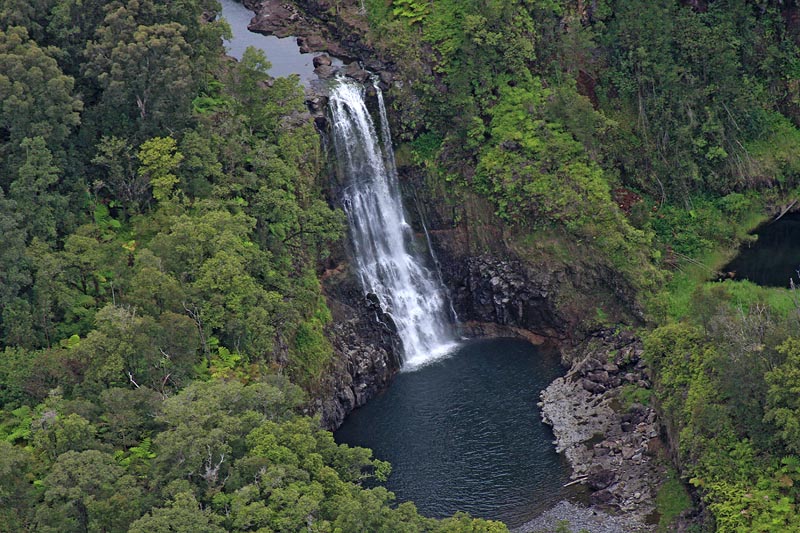 Hawaii Falls
