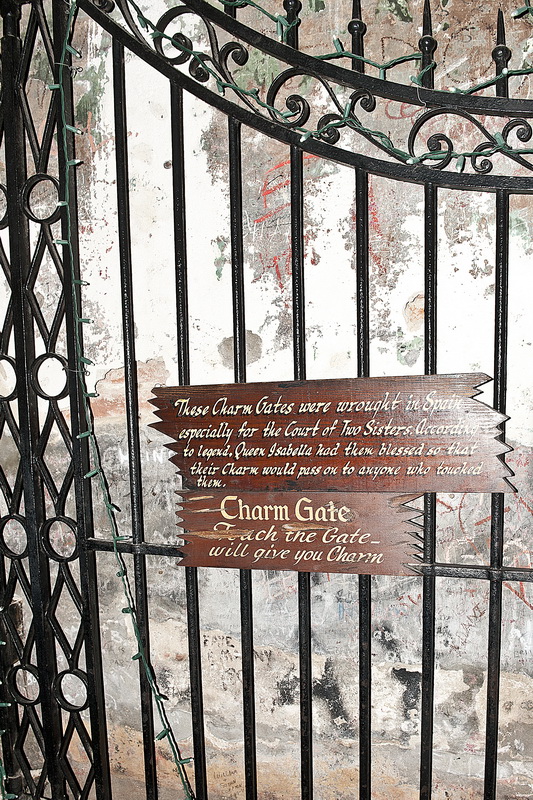 Court of the Two Sisters