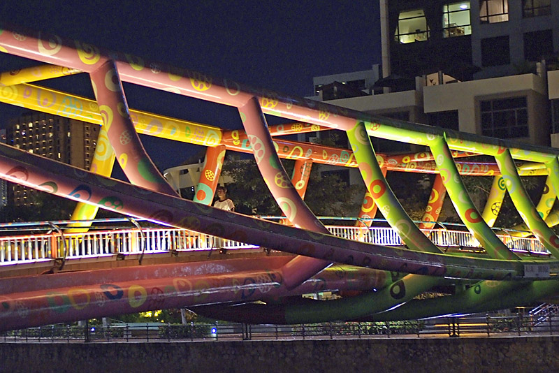 4 June 08 - Colourful footbridge over the Singapore River