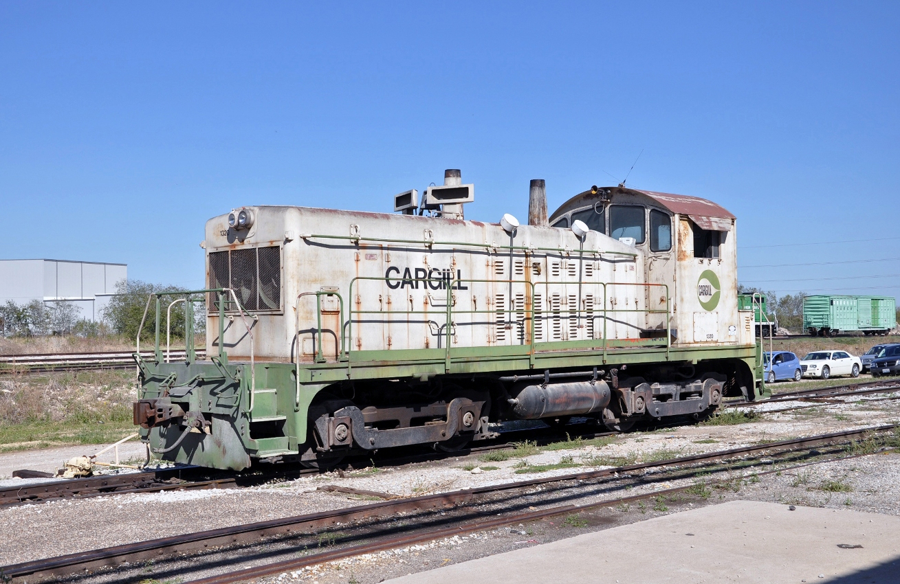 033 - Friday afternoon - Oct 14th - at Horizon Milling - Saginaw TX 