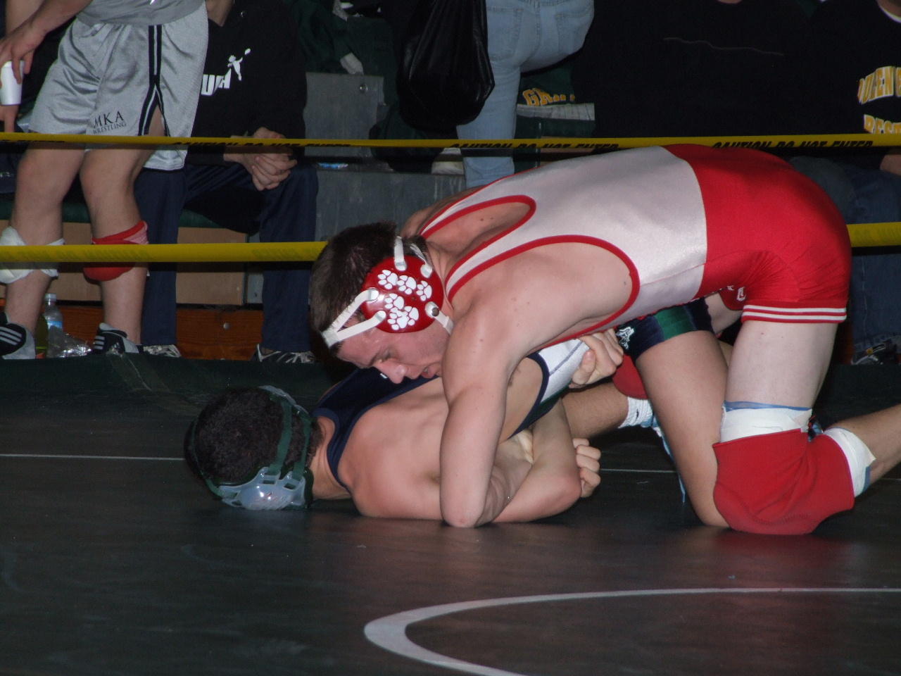 2008_0223WrestlingDistricts0016.JPG