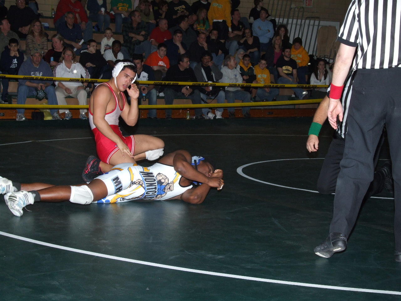 2008_0223WrestlingDistricts0052.JPG