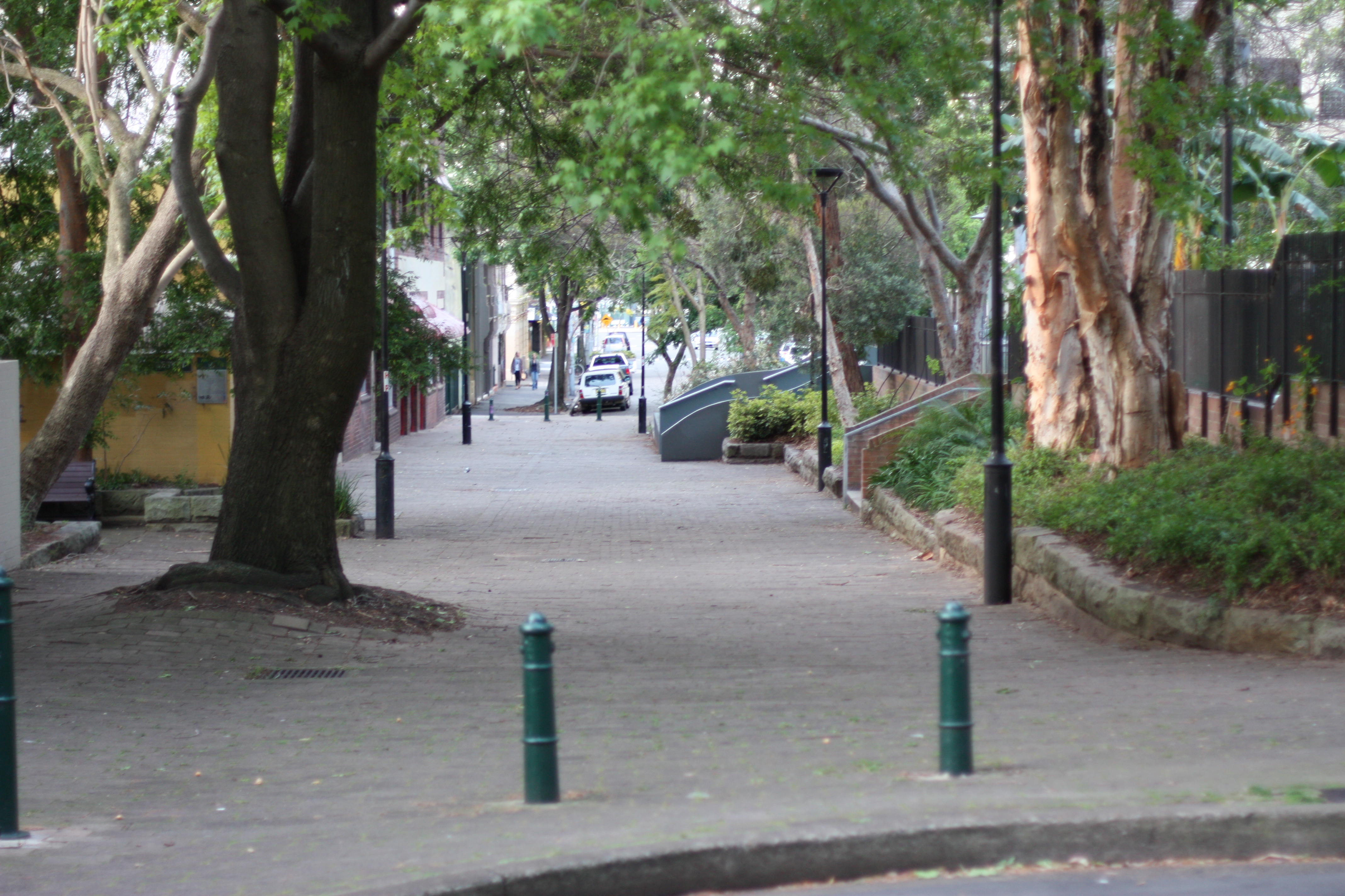 IN TRANSIT Sydney Place, Woolloomooloo, entering main square,