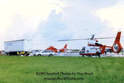 1992 - Coast Guard operations after Hurricane Andrew - HH-65's CG-6509, CG-6540 and volunteers loading supplies