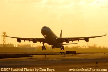2007 - Iberia Airlines Airbus A340-313 EC-GJT airline sunset aviation stock photo #3067