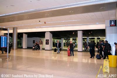 2007 - the point where new South Terminal meets the old terminal at Miami International Airport aviation stock photo #2248