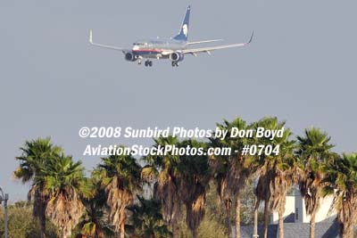 Aeromexico B737-700 on short final approach to MIA airline stock photo #0704
