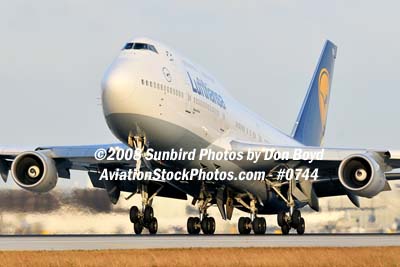 2008 - Lufthansa B747-430 D-ABVR airline aviation stock photo #0744