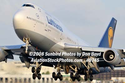 2008 - Lufthansa B747-430 D-ABVR airline aviation stock photo #0745