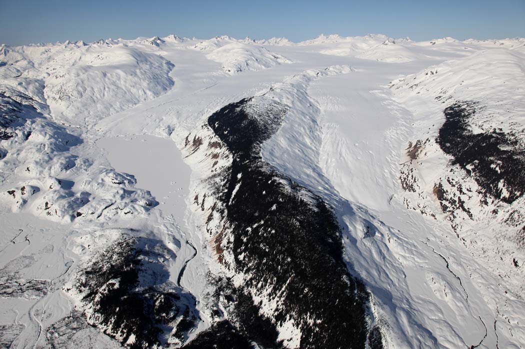 Two Glaciers:  Forrest Kerr (L) & Andrei (R), View WSW  <br> (AndreiScud042909--_114.jpg)