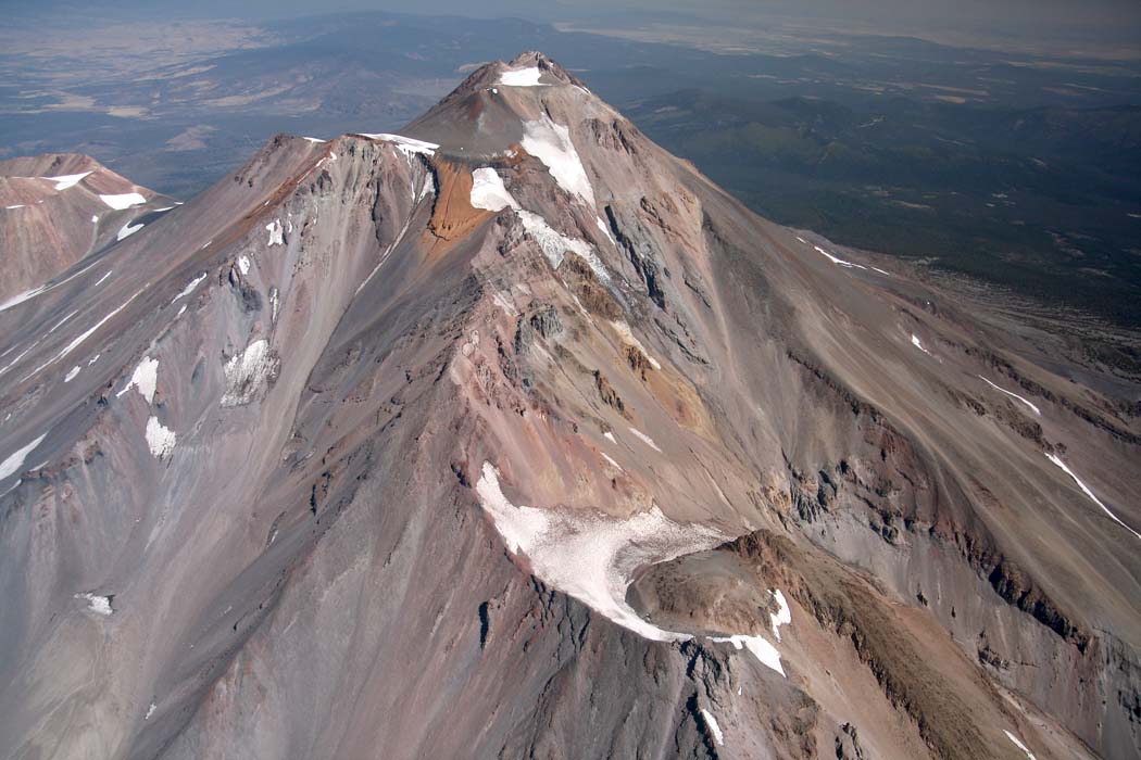 Shasta:  Mud Creek (Lower), Konwakiton (Upper) Glaciers, & Sargents Ridge <br> (Shasta082907-_035.jpg)