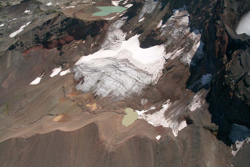 Broken Top:  Bend Glacier, Main Segment, View S <br> (BrokenTop082807-_047.jpg)