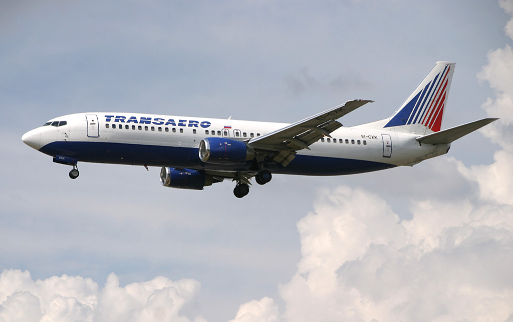 Transaero B-737-400