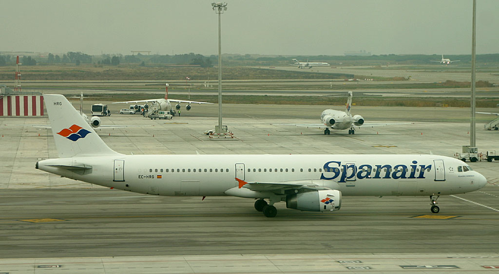 Spanair A-321 leaving its parking stand at BCN, Jan 2010