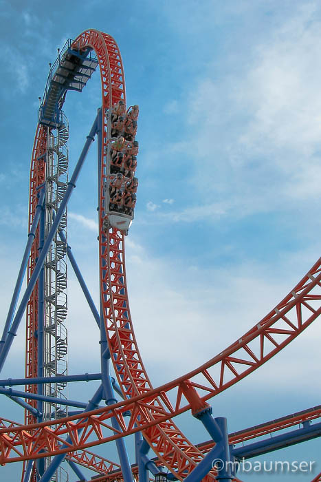Fahrenheit Roller Coaster at Hershey Park photo - Marc Baumser photos ...