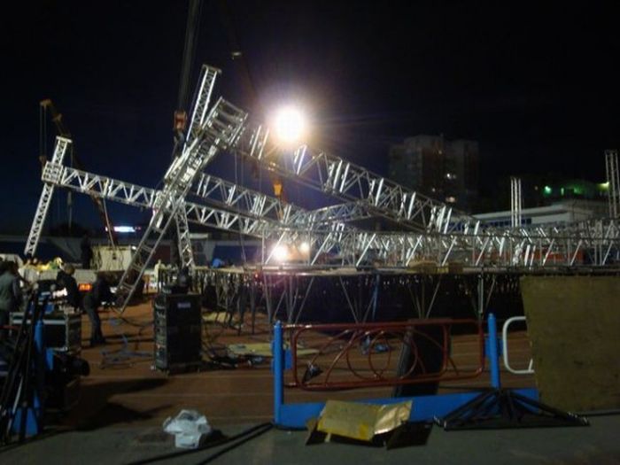 Roof_Collapse_06.jpg