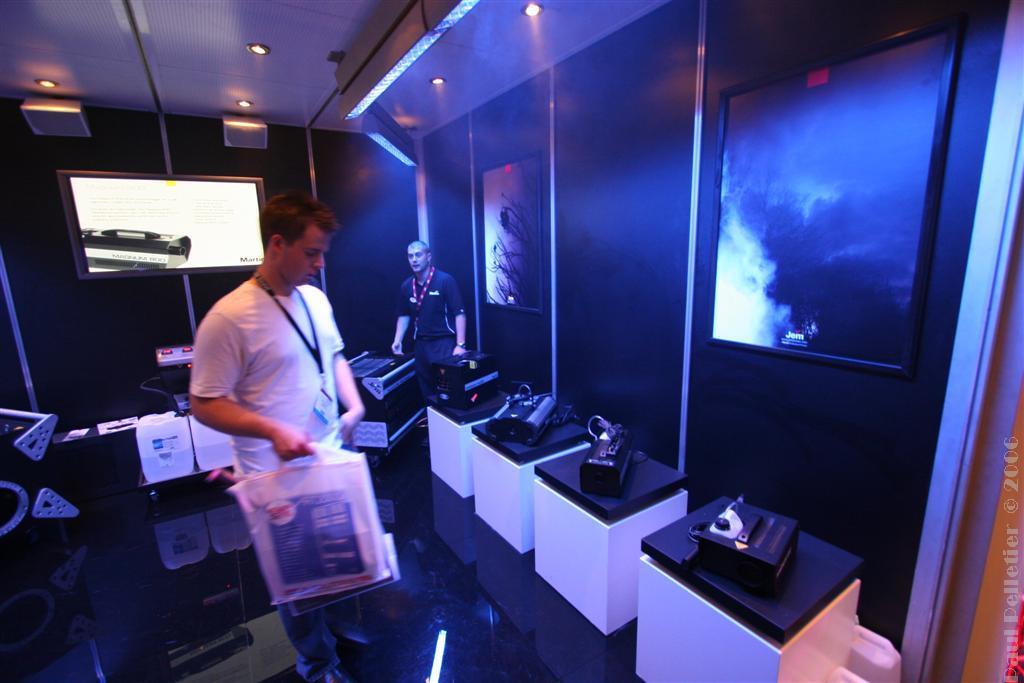 2005-09-11_PLASA_0034.JPG