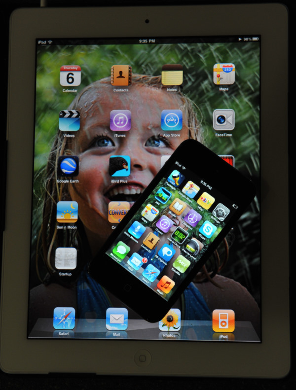 iPad II & iPod, in remembrance of Steve