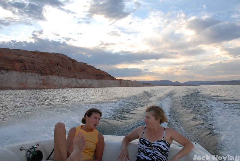 Lake Powell Area Hiking and Boating - June 2007
