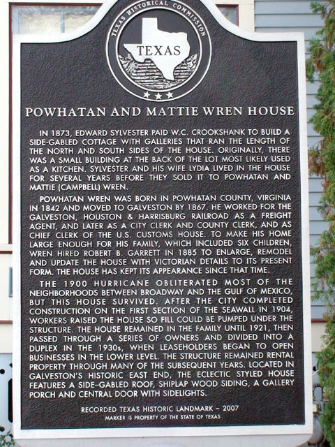 Historical marker describing the house 2 doors down