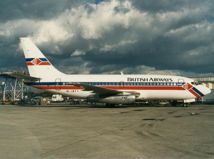 B732 G-IBTY