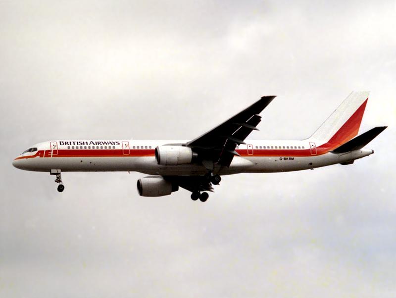 Boeing 757-200, G-BKRM