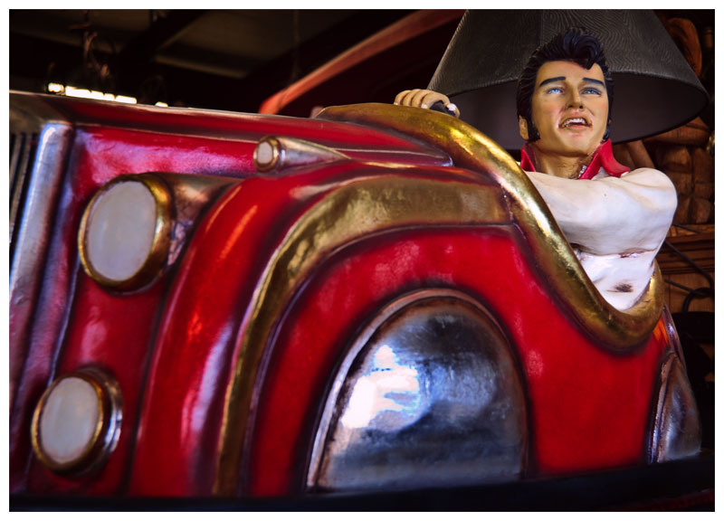 Elvis driving