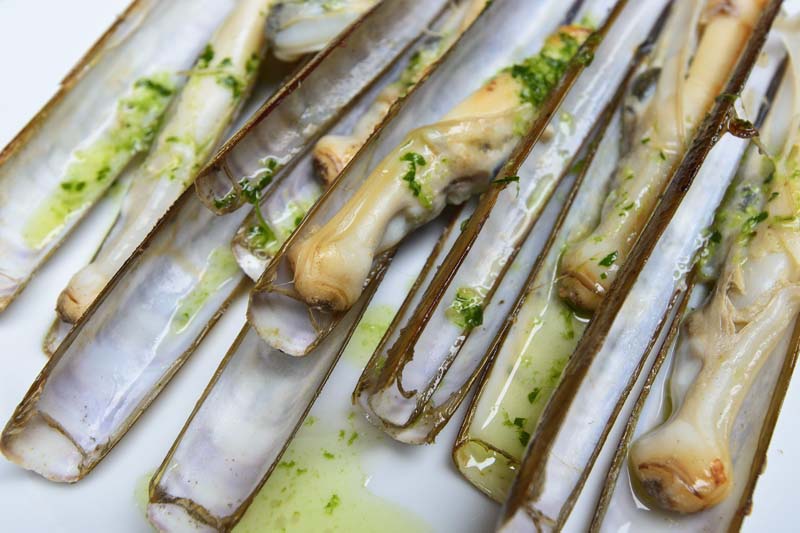 Grilled Razor Clams
