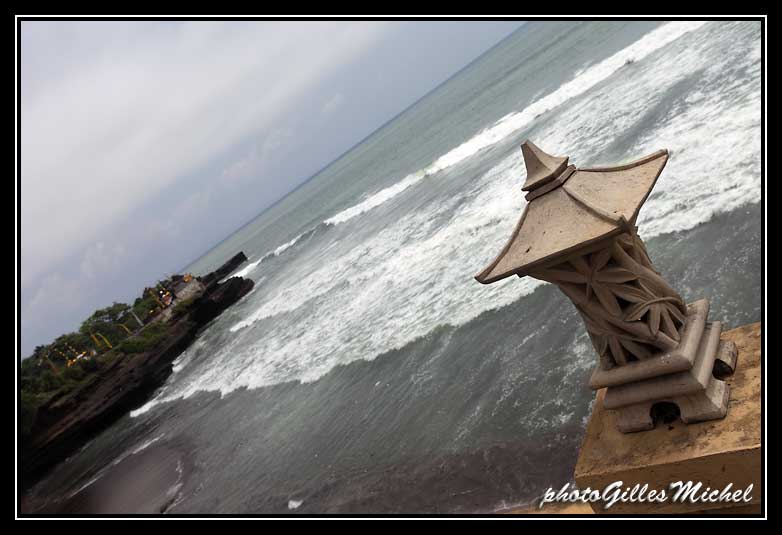 TANAHLOT79.jpg